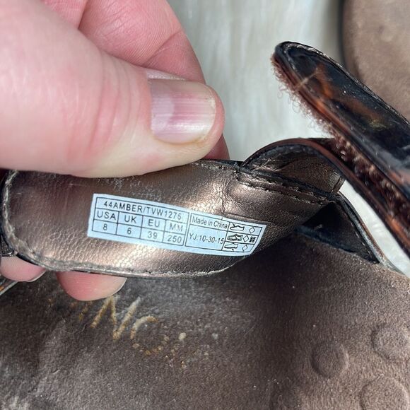 Vionic Amber Tortoise Patent Strappy Sandals Sz 8 - Picture 6 of 7